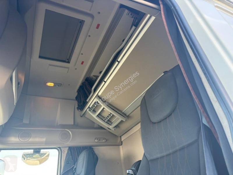 Camion remorque DAF 530