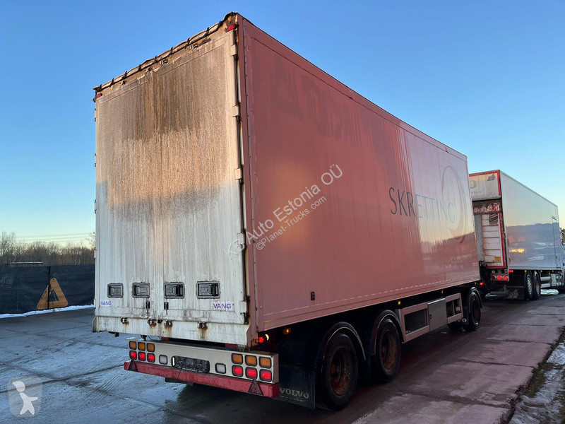 Kamion s návěsem  SLL 111 SK BOX L=8228 mm