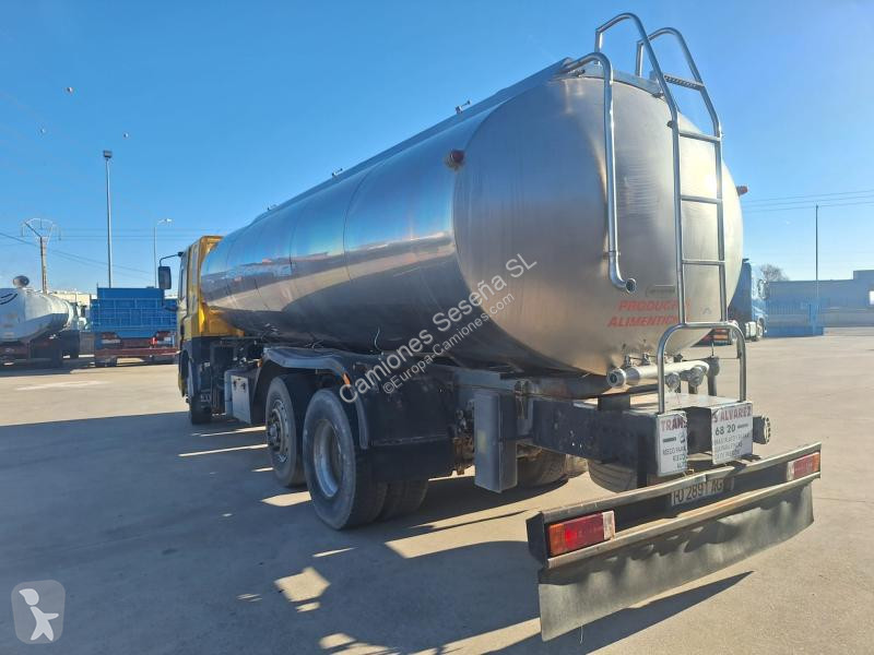 Autotreno DAF CF85.330