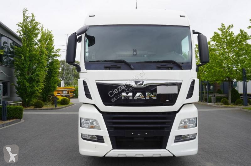 Camion remorque MAN