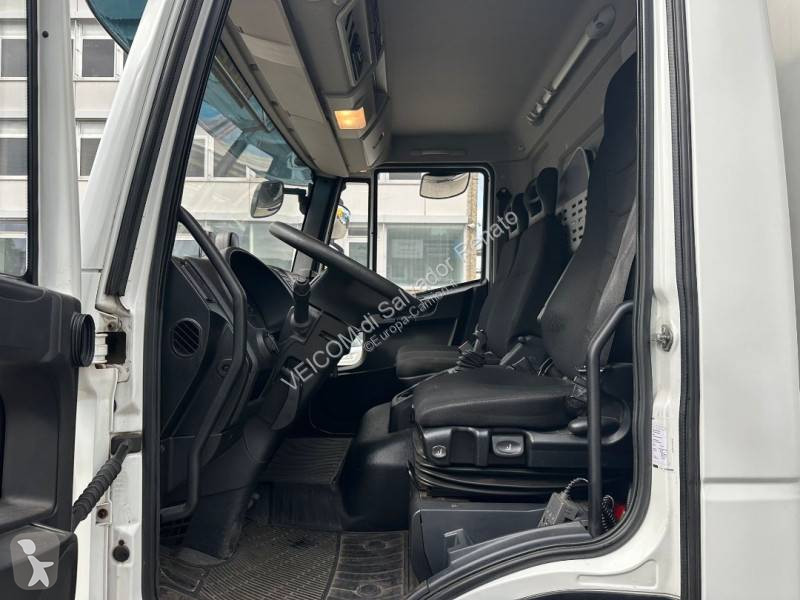 Camión remolque Iveco