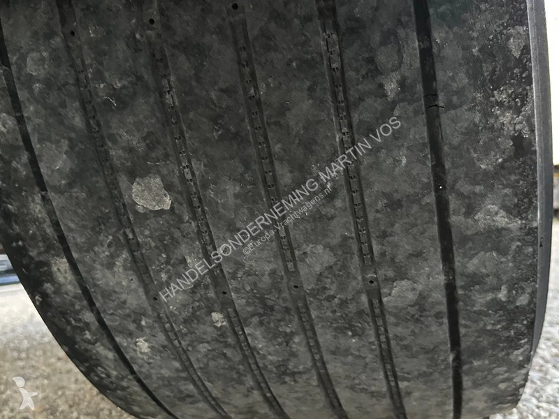 Camion remorque  GESLOTEN AANHANGER