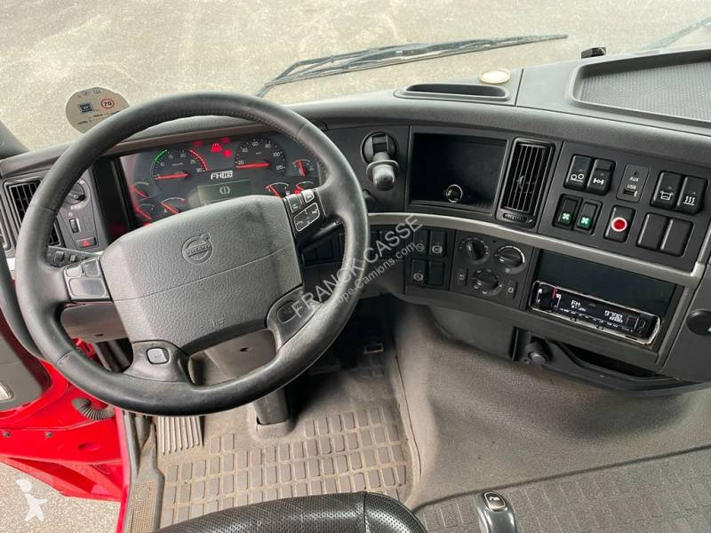 شاحنة مقطورة Volvo
