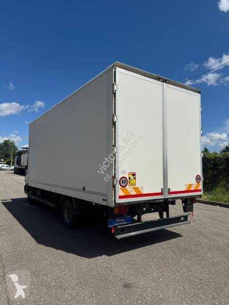 شاحنة مقطورة Iveco