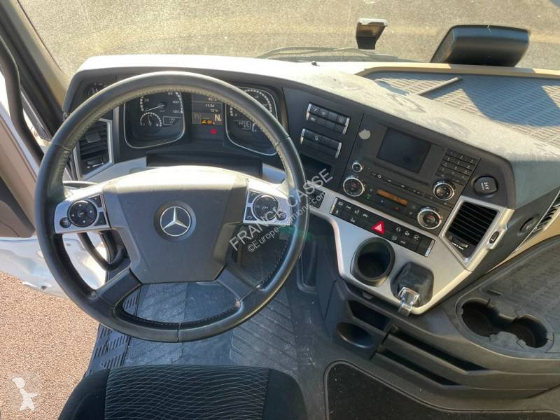 Camion remorque Mercedes