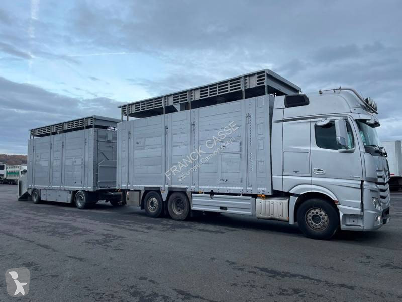 Camion remorque Mercedes