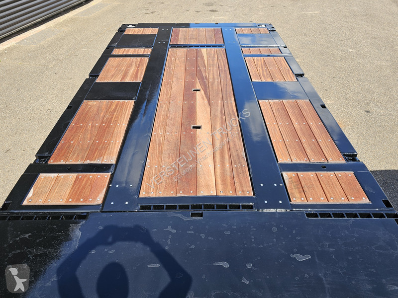 Vrachtwagen met aanhanger  TVL300LCU /...