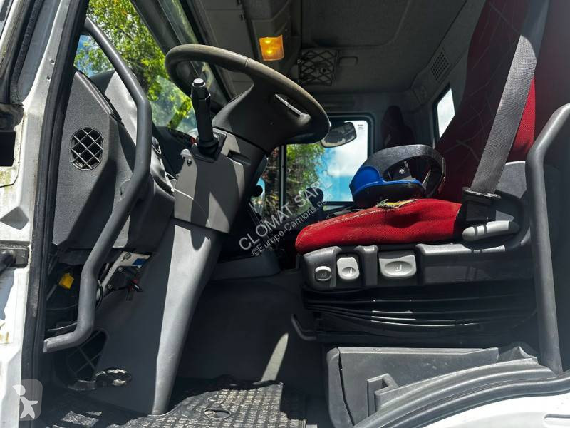 شاحنة Iveco