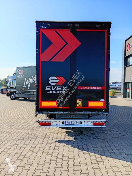 Camion remorque Mercedes