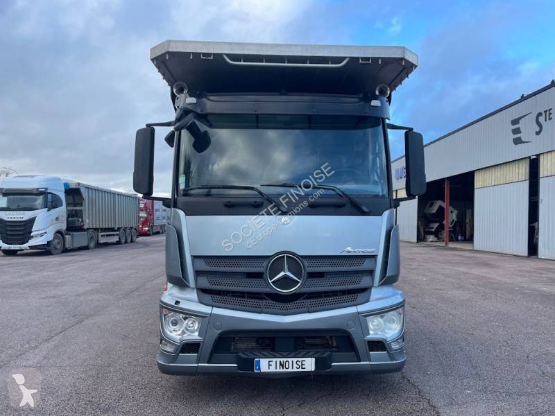 Camion remorque Mercedes 2543