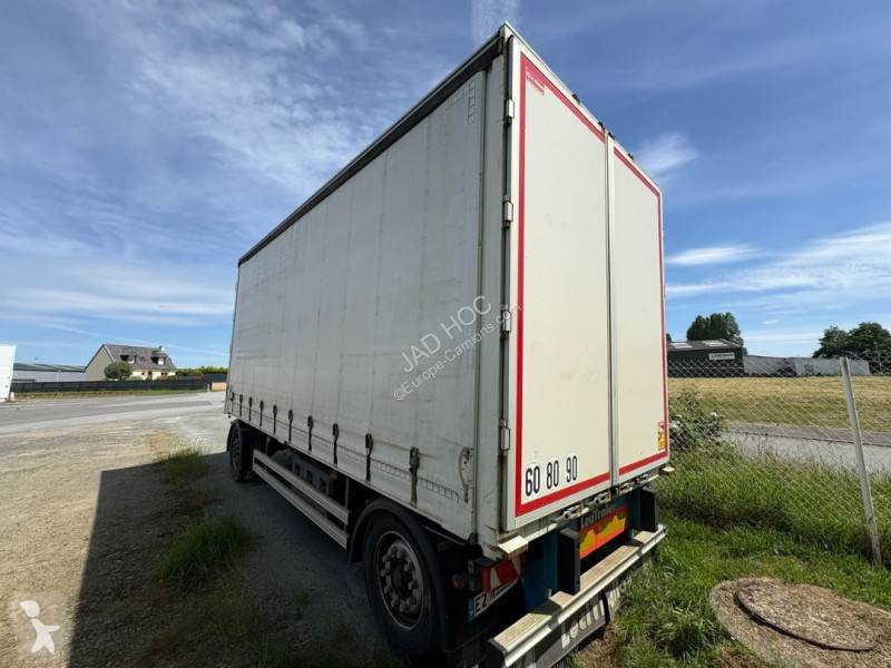 Kamion s návěsem Mercedes 2548