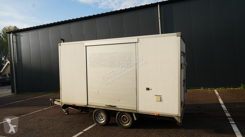Kamion s návěsem  axle trailer with Atlas Copco...