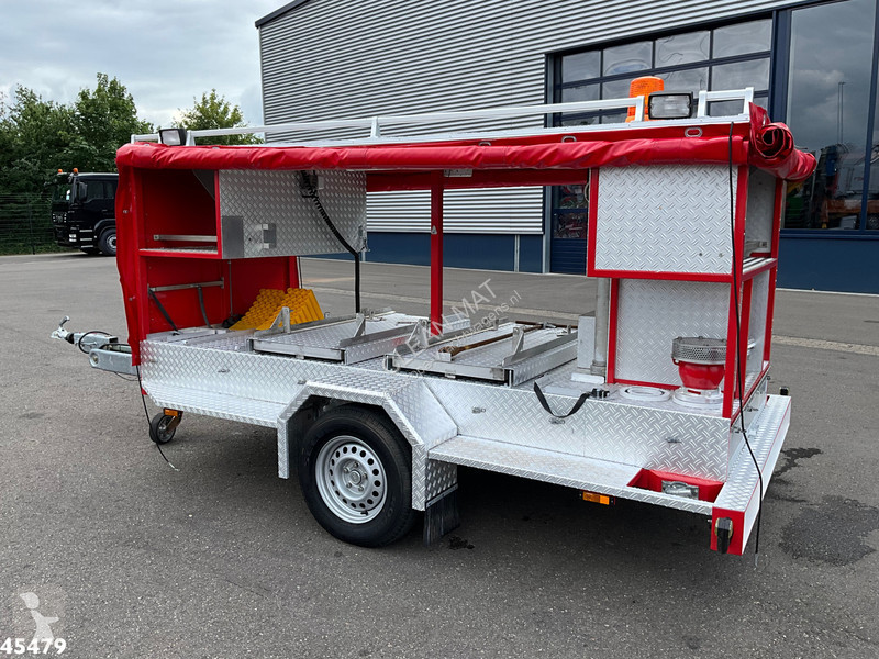Kamion s návěsem  M5A-FOX Brandweer materiaal...