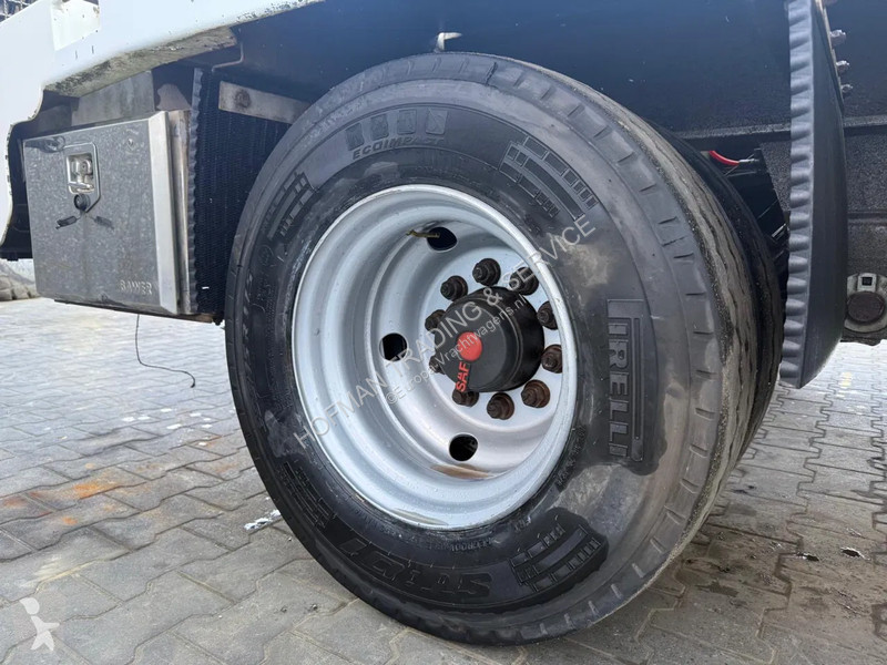 مقطورة  Zanner TPL18