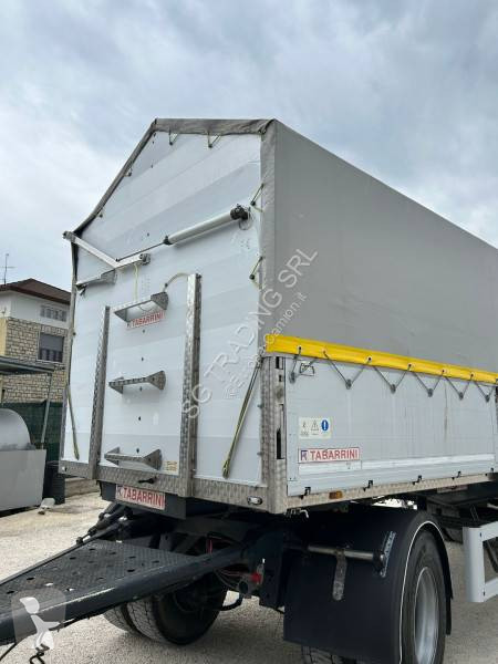 شاحنة مقطورة Scania