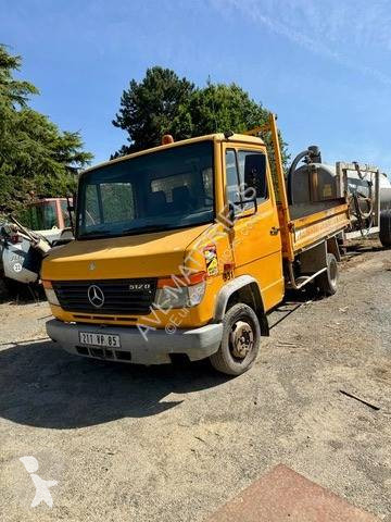 Furgoneta Mercedes
