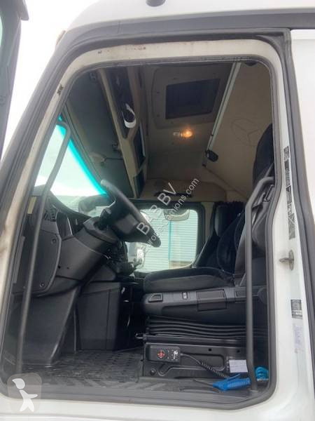Camion remorque Mercedes