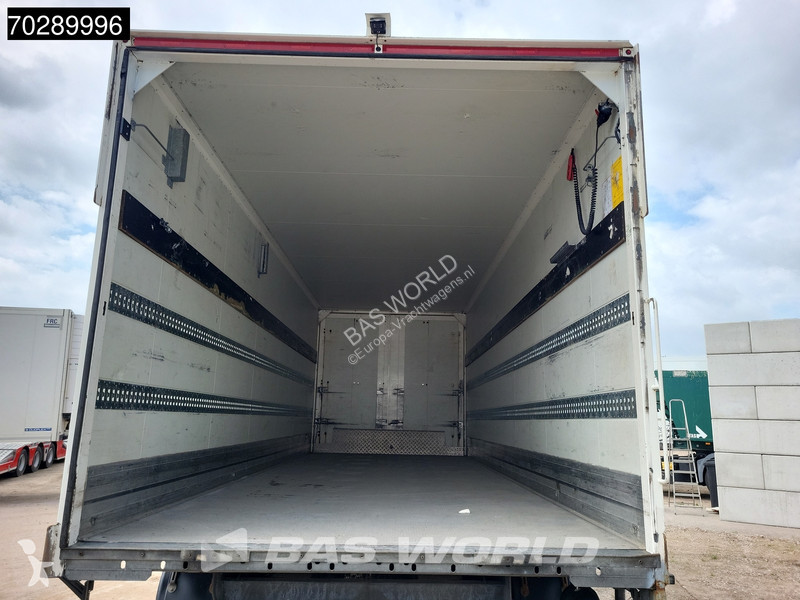 Camion remorque  N4K218 2 axles 43m3