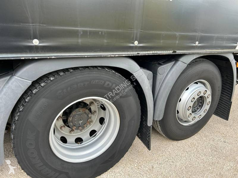 Camion remorque MAN