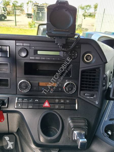 شاحنة مقطورة Mercedes