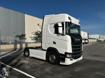 Ledat fordon skjutbara ridåer (flexibla skjutbara sidoväggar) Scania