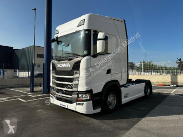 Ledat fordon skjutbara ridåer (flexibla skjutbara sidoväggar) Scania