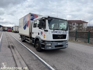 Camion auto-école