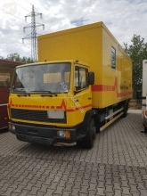 Mercedes container truck Atego Mercedes Benz Atego 1317 L ADAC Bremsenprüfstand.