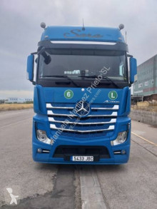 Mercedes Actros 1851 Sattelzug gebrauchter Kühlkoffer