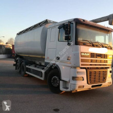 Camião DAF XF95 480 cisterna alimentar usado