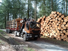 Iveco timber tractor-trailer Trakker
