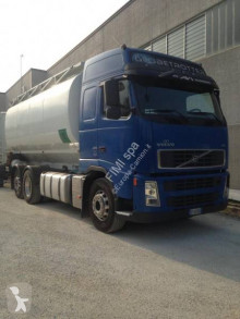 Tractora semi Volvo FH13 480 cisterna usada