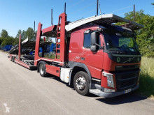 Tractora semi Volvo FM portacoches usada