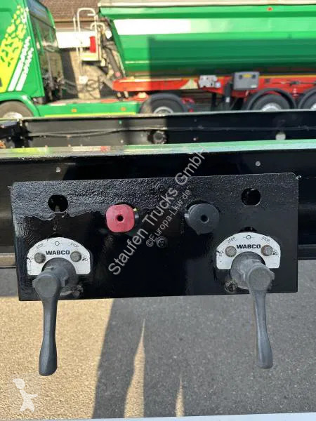 Vrachtwagencombinatie Krone 10 x Jumbo Lafette...