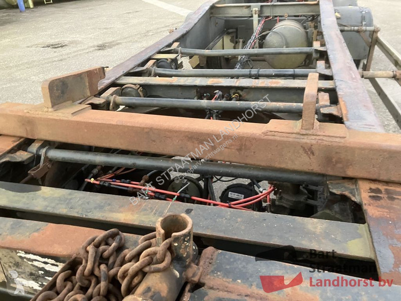 Vrachtwagencombinatie Bruns BAS 24/12/L...