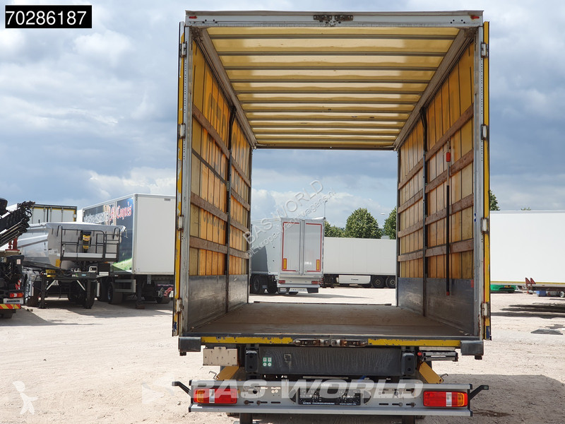 Vrachtwagencombinatie  ZGL 255