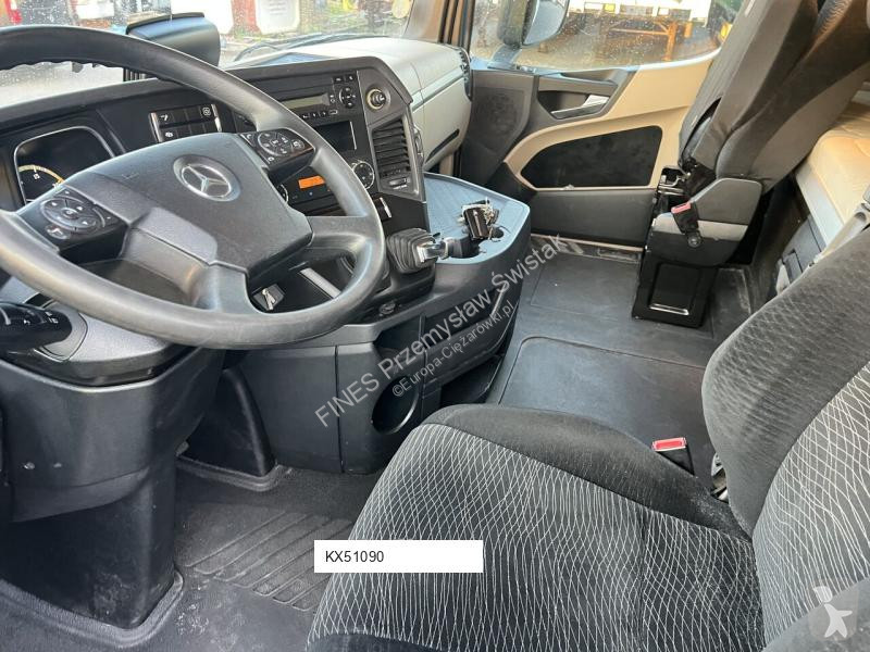 Автокомпозиция Mercedes Actros 1845