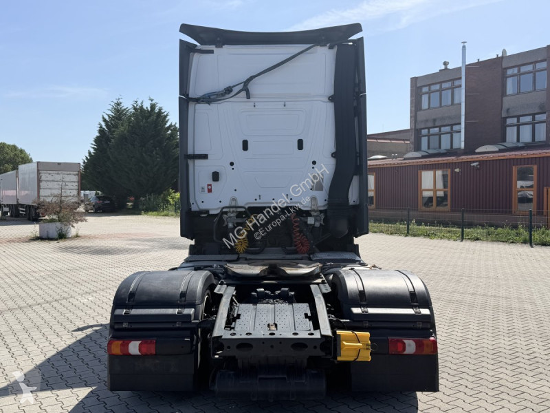 Ensemble routier Mercedes 1845 Low-Deck,...