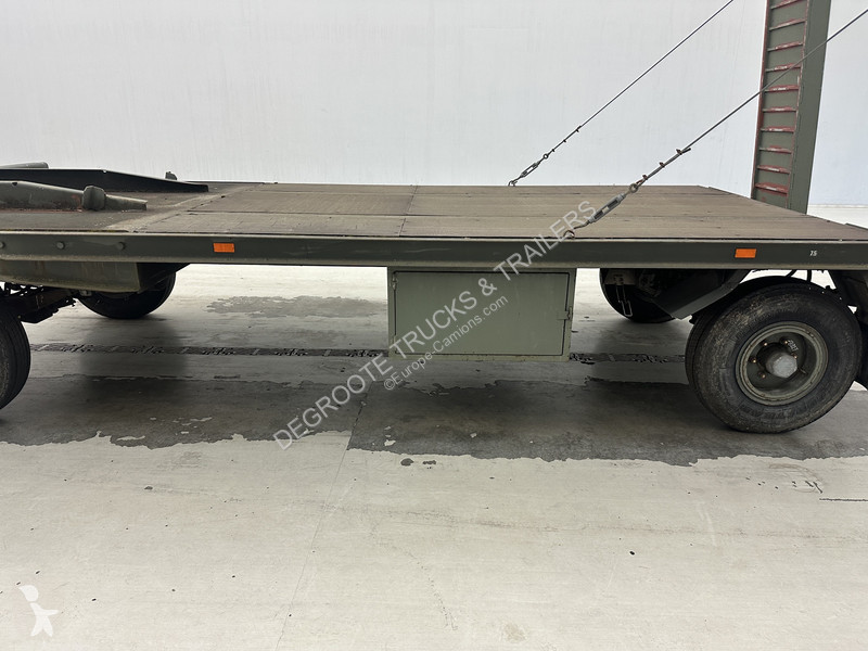 MOL AR2 semi-trailer truck