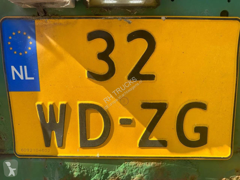 شاحنة مفصلية  4 AXLE BLADGEVEERD - HYDRAULISCHE...