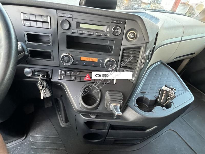 Автокомпозиция Mercedes Actros 1845