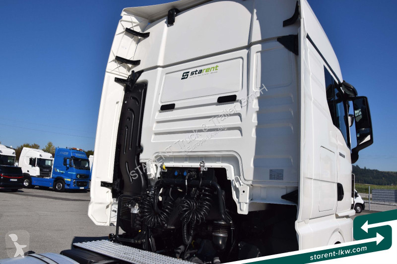 شاحنة مفصلية MAN 18.520 Low Deck Retarder...