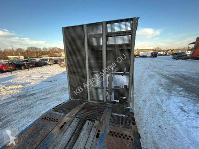 Trækker med sættevogn  DTS 300 / SL-28M...