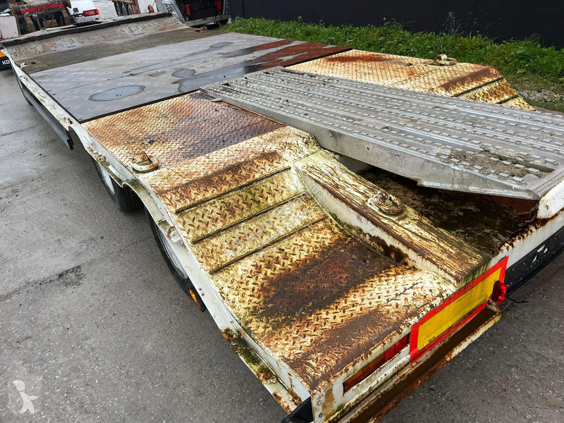 Vrachtwagencombinatie Müller Mitteltal T3...