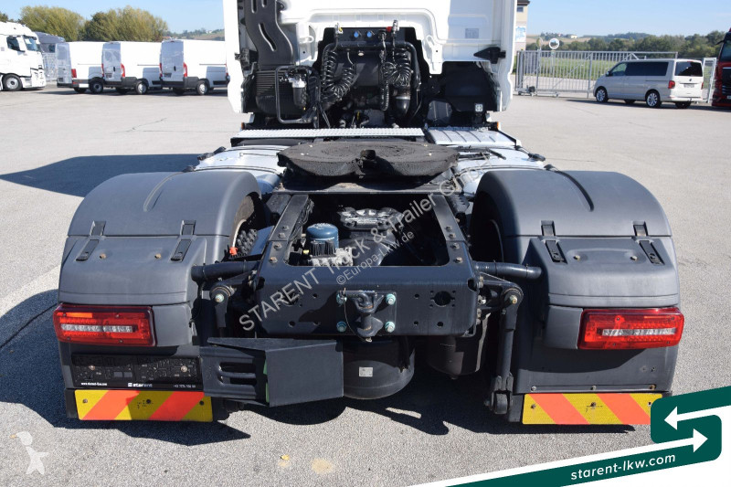 شاحنة مفصلية MAN 18.520 Low Deck Retarder...