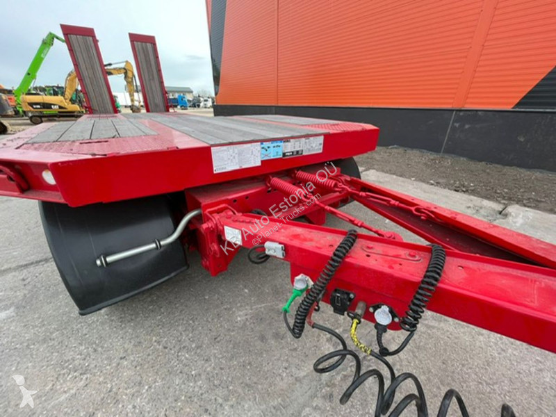 Trækker med sættevogn  MAC-TLL3-33 Low Loader