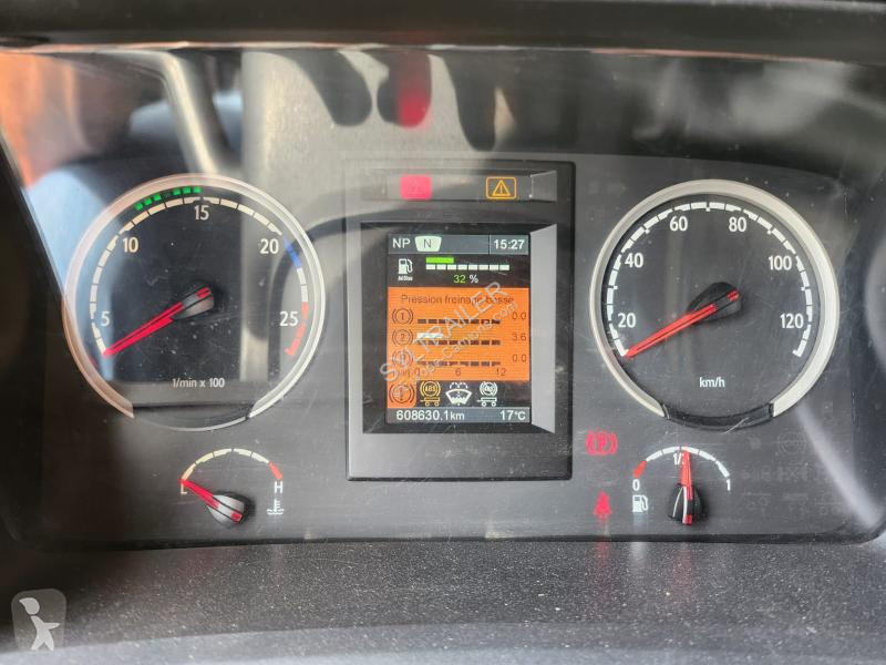 Camion remorque Scania 580