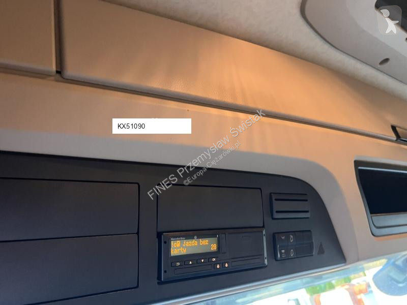 Автокомпозиция Mercedes Actros 1845