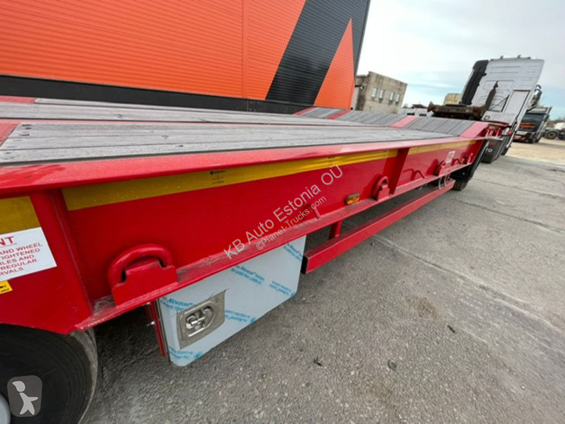 Trækker med sættevogn  MAC-TLL3-33 Low Loader