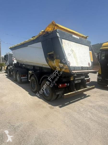 Autoarticolato Iveco